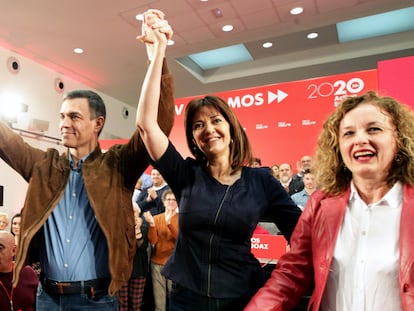 Pedro Sánchez e Idoia Mendia en un acto del PSOE el 1 de marzo en Bilbao.