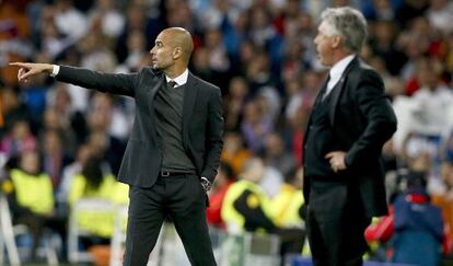 El entrenador del Bayern de M&uacute;nich, Josep Guardiola, y el t&eacute;cnico italiano del Real Madrid, Carlo Ancelotti.