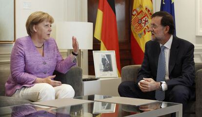 Merkel y Rajoy mantienen una entrevista en La Moncloa.