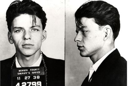 Ficha policial de Frank Sinatra.
