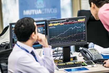 Gestores de fondos de Mutuactivos (perteneciente al grupo Mutua Madrileña).
