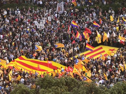 Vista de la concentraci&oacute;n republicana en la plaza de Catalunya de Barcelona. 