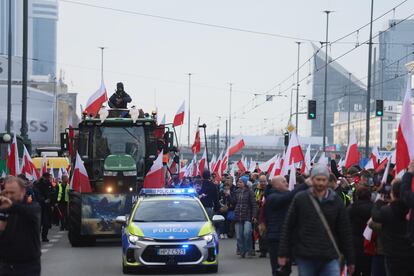 Farmers take to the streets of Warsaw, Poland, 27 February 2024