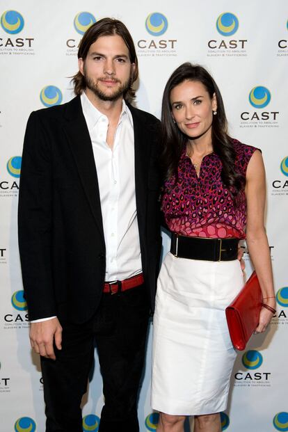 Ashton Kutcher y Demi Moore se casaron en 2005. Ella tenía 42 años y Kutcher solo 27. "Él era más joven, pero quería mucho a los hijos que ella tuvo con Bruce Willis y tuvieron una relación normal", ha afirmado recientemente Mila Kunis, actual pareja de Kutcher.