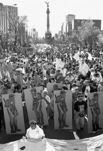 Das marchas em solidariedade aos zapatistas há quase 20 anos...