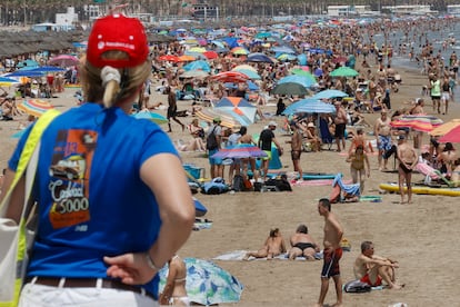 Playa de la Malvarrosa, en valencia, durante la primera semana de julio.