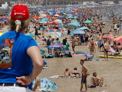 Playa de la Malvarrosa, en valencia, durante la primera semana de julio.