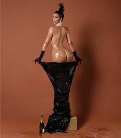 En 2014, Kim Kardashian hizo arder las redes con su desnudo en la portada de 'Paper mag'.