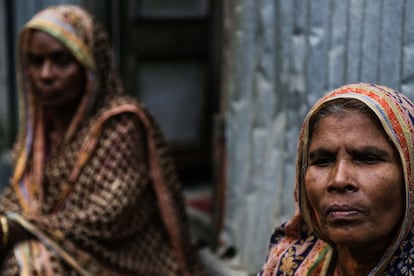 Nur, a la izquierda, y Rahila, derecha, son otras dos mujeres que sufrieron las zarpas de los militares durante el conflicto. En su caso además se produce el agravante de que el Gobierno de Bangladesh aún no las ha reconocido oficialmente como beneficiarias del programa de ayuda.