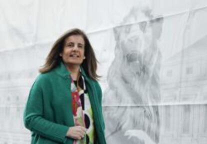 La ministra de Empleo, Fátima Báñez, a su llegada el martes al Congreso de los Diputados para asistir a la primera jornada del debate sobre el estado de la nación.