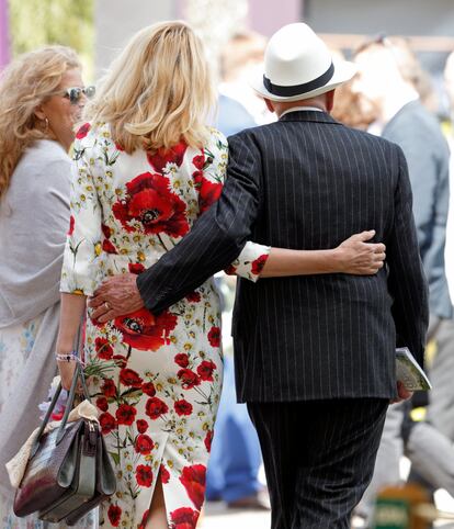 Rupert Murdoch y Jerry Hall se sumaron a la cita floral.