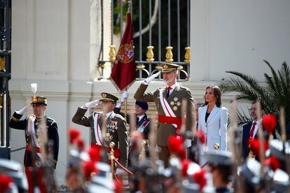 Los reyes Felipe y Letizia, durante el acto conmemorativo del 40 aniversario de la jura de bandera.