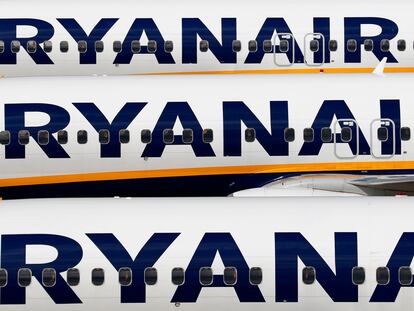 Aviones de Ryanair en el aeropuerto de Stansted, el noroeste de Londres.