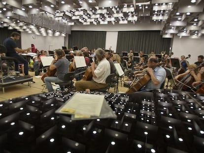 Primer ensayo de la orquesta del Liceo, el pasado mi&eacute;rcoles, tras el ERE