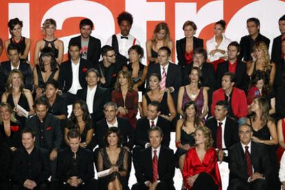 Acto de presentación de la programación 2006-2007 de Cuatro. En el centro de la primera fila, Concha García Campoy e Iñaki Gabilondo.