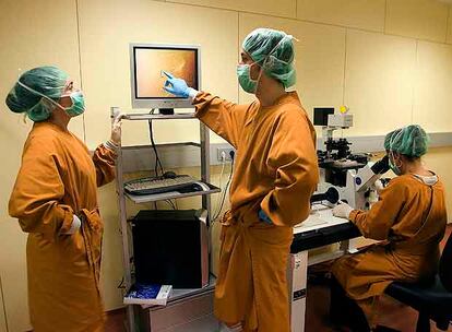 Investigadores del Centro de Medicina Regenerativa de Barcelona.