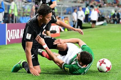 Tudo começou com Dane Ingham e Hector Moreno se estranhando na lateral.