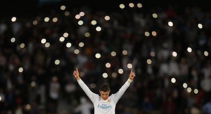 Cristiano Ronaldo celebra el título.