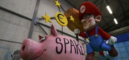 Figura de Super Mario Draghi en el carnaval de Colonia (Alemania).