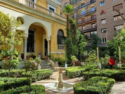 Primer jardín de la casa de Sorolla, en Madrid.