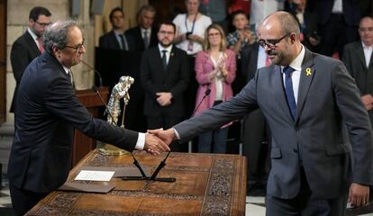 El consejero de Interior, Miquel Buch, tomando posesión de su cargo.