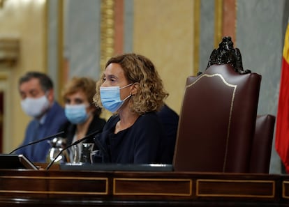 La presidenta del Congreso, Meritxell Batet, en una sesión en el pleno de la Cámara.