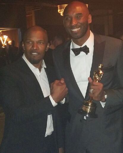 El actor Jamie Foxx ha querido recordar que Kobe Bryant fue la primera estrella de la NBA que se hizo con un Oscar. El deportista obtuvo en 2018 el galardón a Mejor cortometraje de animación por 'Dear Basketball'.