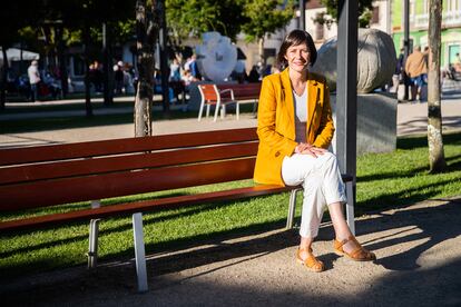 Ana Pontón, candidata a la presidencia de la Xunta de Galicia por el BNG, el jueves en una plaza de Tomiño.