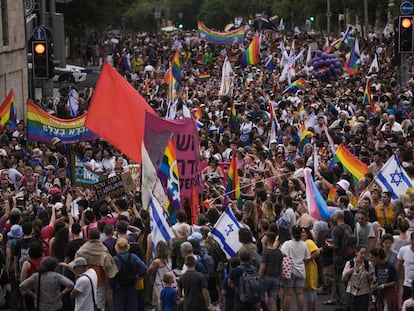 Participantes en la Marcha del Orgullo en Jerusalén, este 1 de junio de 2023.