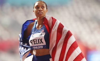 Allyson Felix, después de batir el récord del mundo en el relevo del 4x400 mixto.