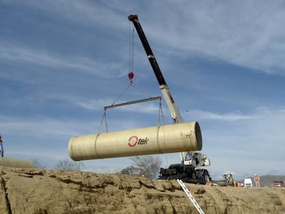 Transporte y almacenamiento del agua en el proyecto Olmos en Per&uacute;. 