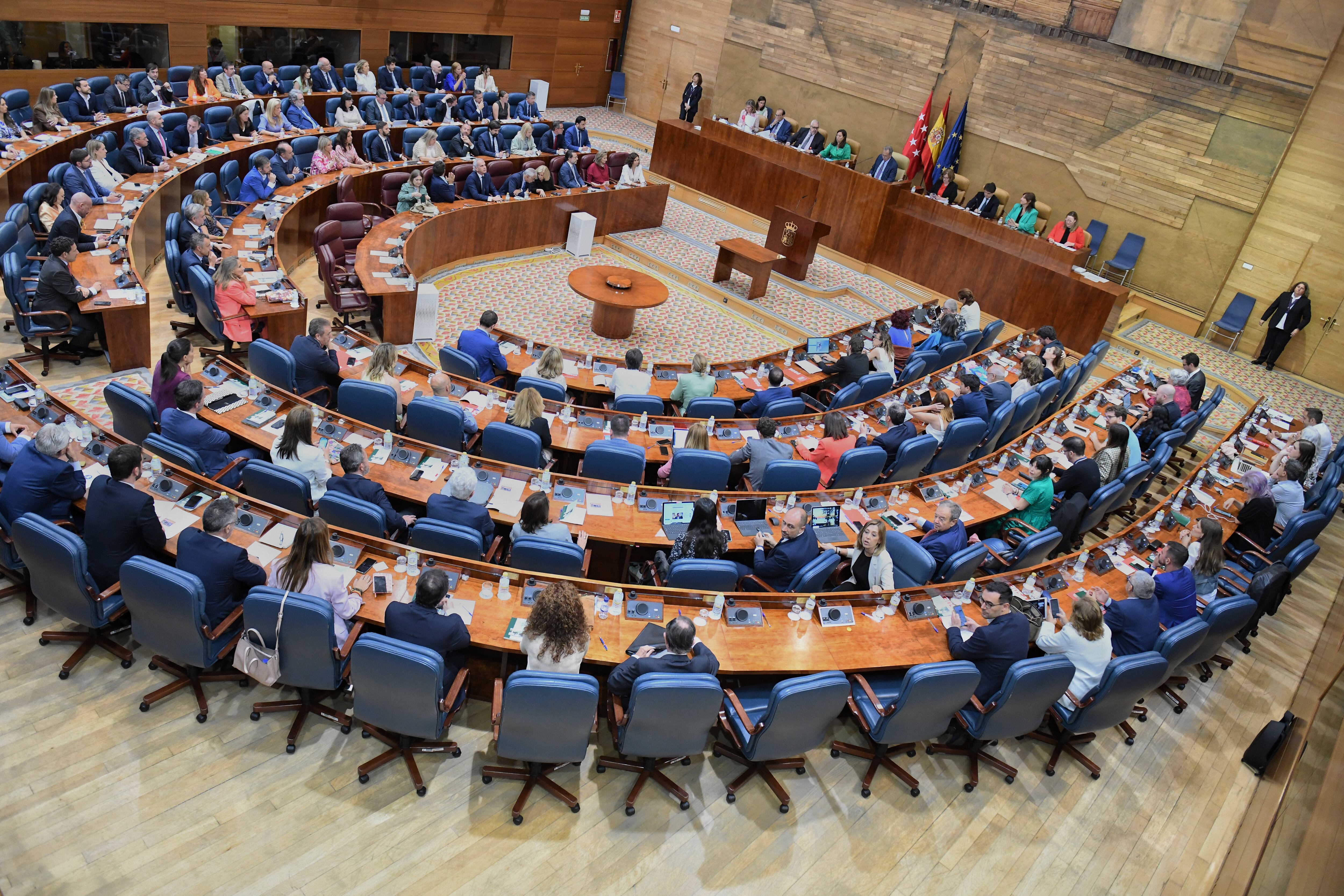 Vista del hemiciclo durante la constitución de la Asamblea de Madrid