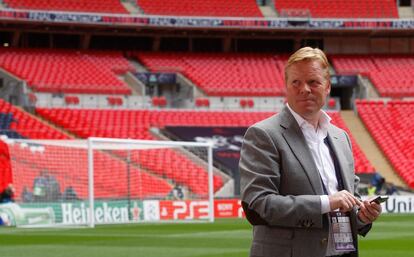 Koeman, en el estadio de Wembley, donde en 1992 marcó el gol que hizo campeón de Europa por primera vez al Barcelona.