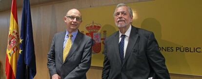 El ministro de Hacienda, Crist&oacute;bal Montoro, y el secretario de Estado de Administraciones P&uacute;blicas, Antonio Beteta.