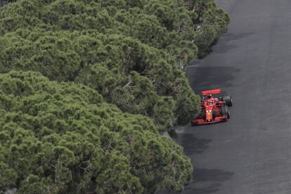 Sebastian Vettel de la escudería Ferrari durante la competición del Gran Premio de Mónaco, el 27 de mayo de 2018.