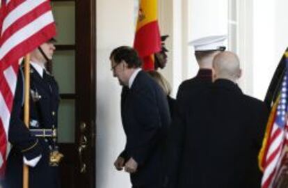 El presidente del Gobierno, mariano Rajoy, llega al ala oeste de la Casa Blanca.