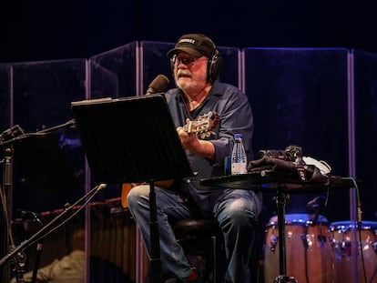 Silvio Rodríguez, durante su concierto este sábado en Madrid.