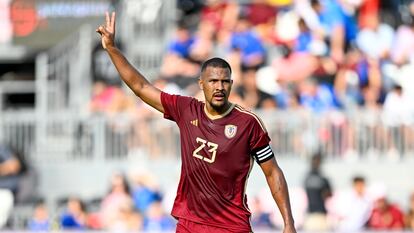 Salomón Rondón durante un partido entre Venezuela e Italia, en marzo pasado.