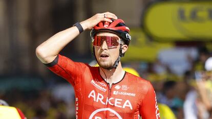 Vauquelin celebra su victoria este domingo en la segunda etapa del Tour.