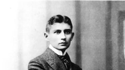 O escritor checo Franz Kafka, aos 23 anos.