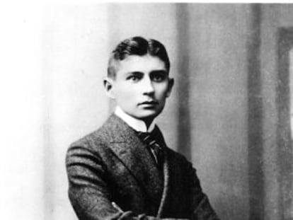 O escritor checo Franz Kafka, aos 23 anos.