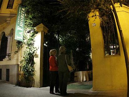 La entrada del restaurante La Favorita.