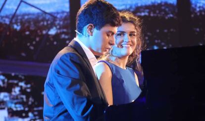 Amaia y Alfred interpretan 'City of Stars' en la gala 3 de 'OT 2017'.