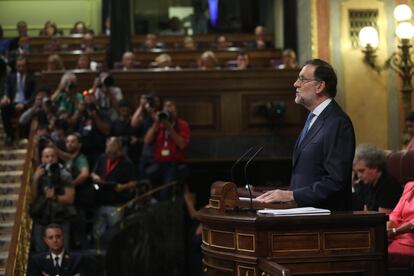 Mariano Rajoy hablando en el Congreso de los Diputados.