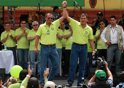 Jorge Glas y Rafael Correa en un mitin político, en 2012.