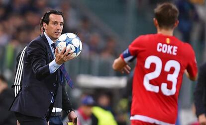 Emery y Coke en el duelo de Champions ante la Juve.