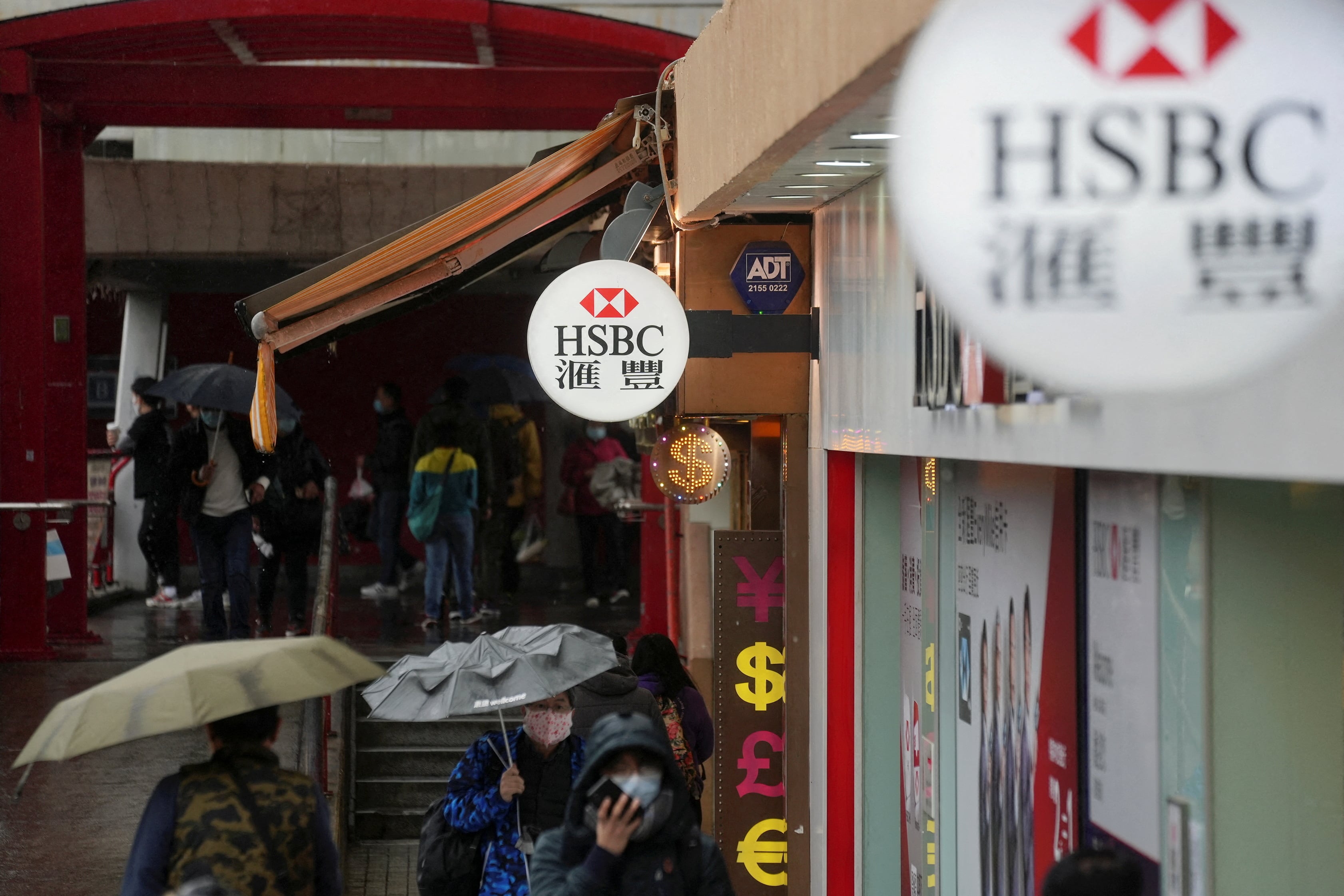 El mayor banco de Europa, HSBC, ganó el 32,55% más hasta septiembre