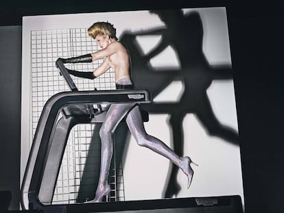 La modelo húngara Eniko Mihalik es la protagonista del mes de julio del CR Girls 2018 with Technogym, fotografiado por Steven Klein.