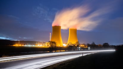 Una planta de energía nuclear en Grohnde, Alemania.