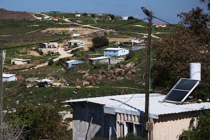 Vista general del asentamiento de Havat Gilad (Cisjordania) donde viven unos 400 colonos judíos a las afueras de la ciudad palestina de Nablus.